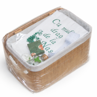 trusou botez in cutie de bambus verde