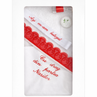 trusou botez cu panza brodata cu mesaj "cu drag din partea nasilor", culoare rosu