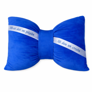 perna catifea albastra pentru botez, 60x40cm, cu panglica brodata