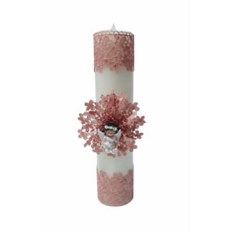 lumanare cu dantela roz pudra si ingeras