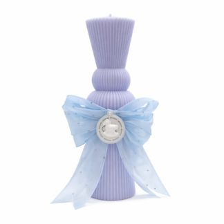 Lumanare clepsidra culoare albastru ornata cu funda